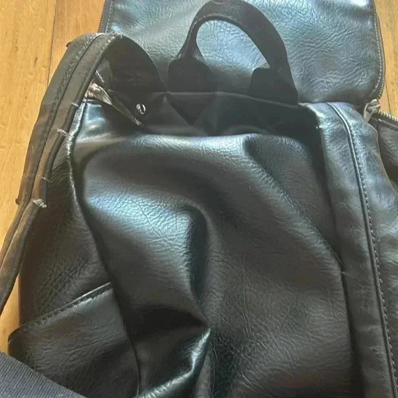 Matt &  Nat backpack - Picture 11 of 12